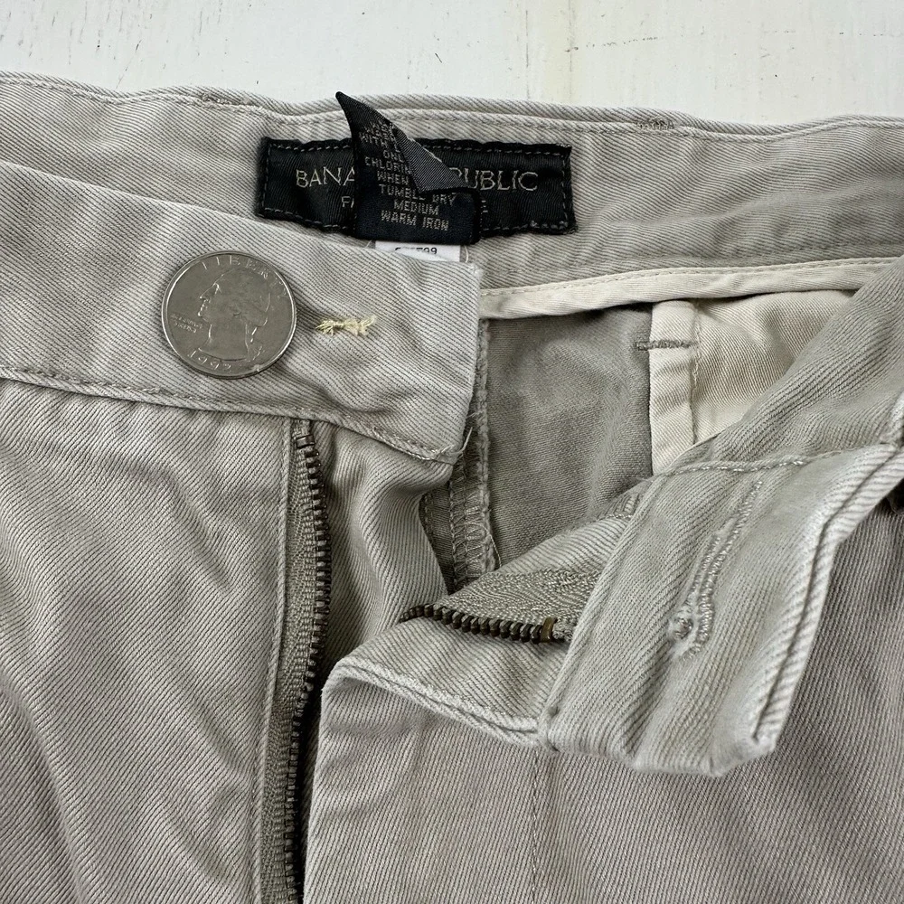 VTG Banana Republic‎ Mens 34 Army Cargo Shorts Beige Canvas Skater Y2K Military
